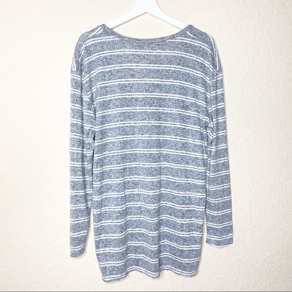 BP Cozy Striped V-Neck Sweater - Picture 4 of 5